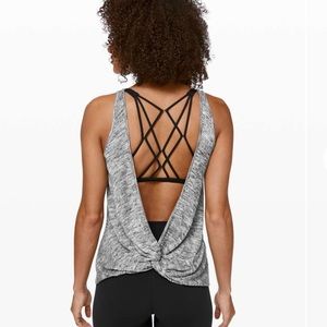 Lululemon MIX AND MINGLE TANK - size 4